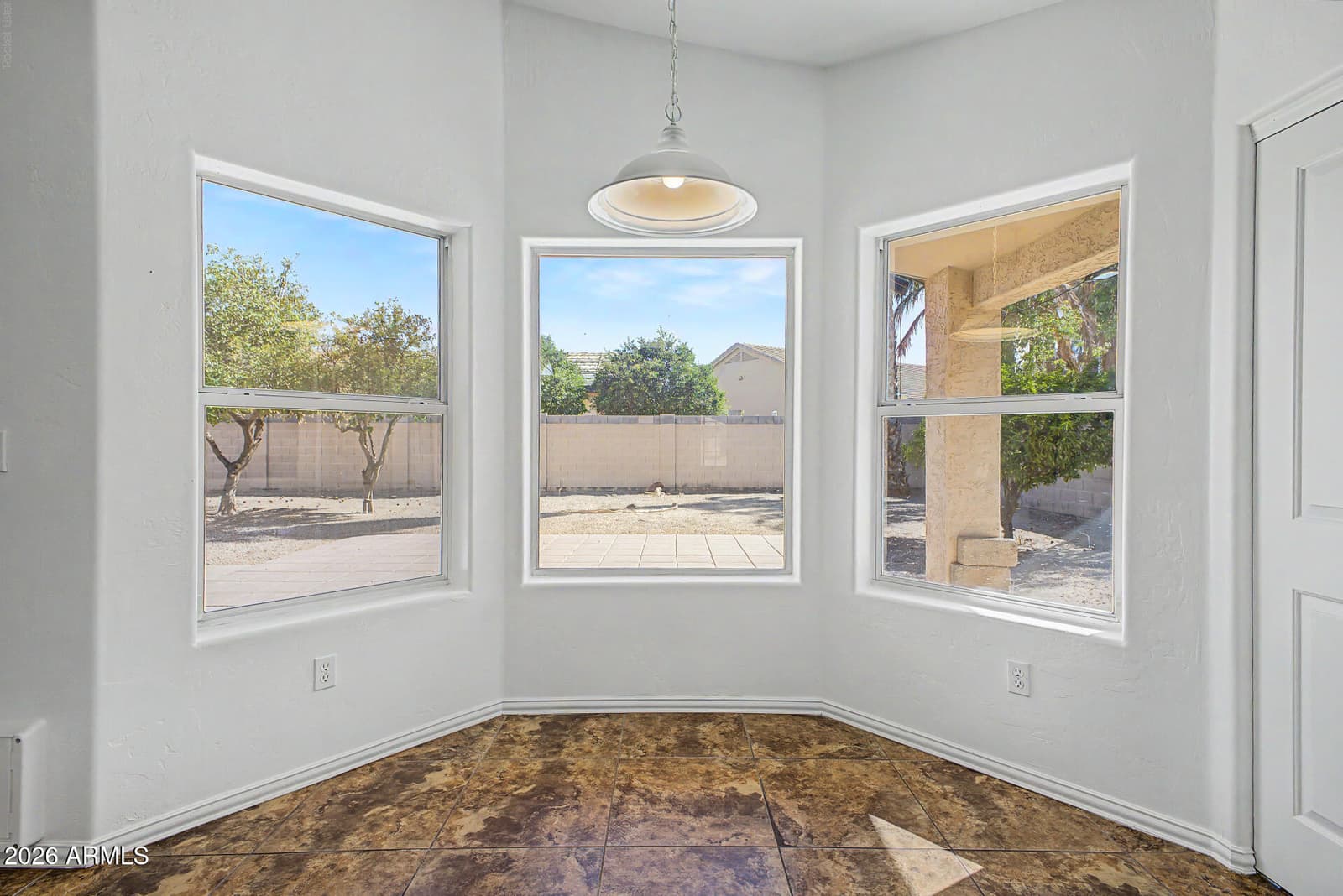 1259 E Sunset Drive, Casa Grande, AZ 85122 — photo 10 of 32