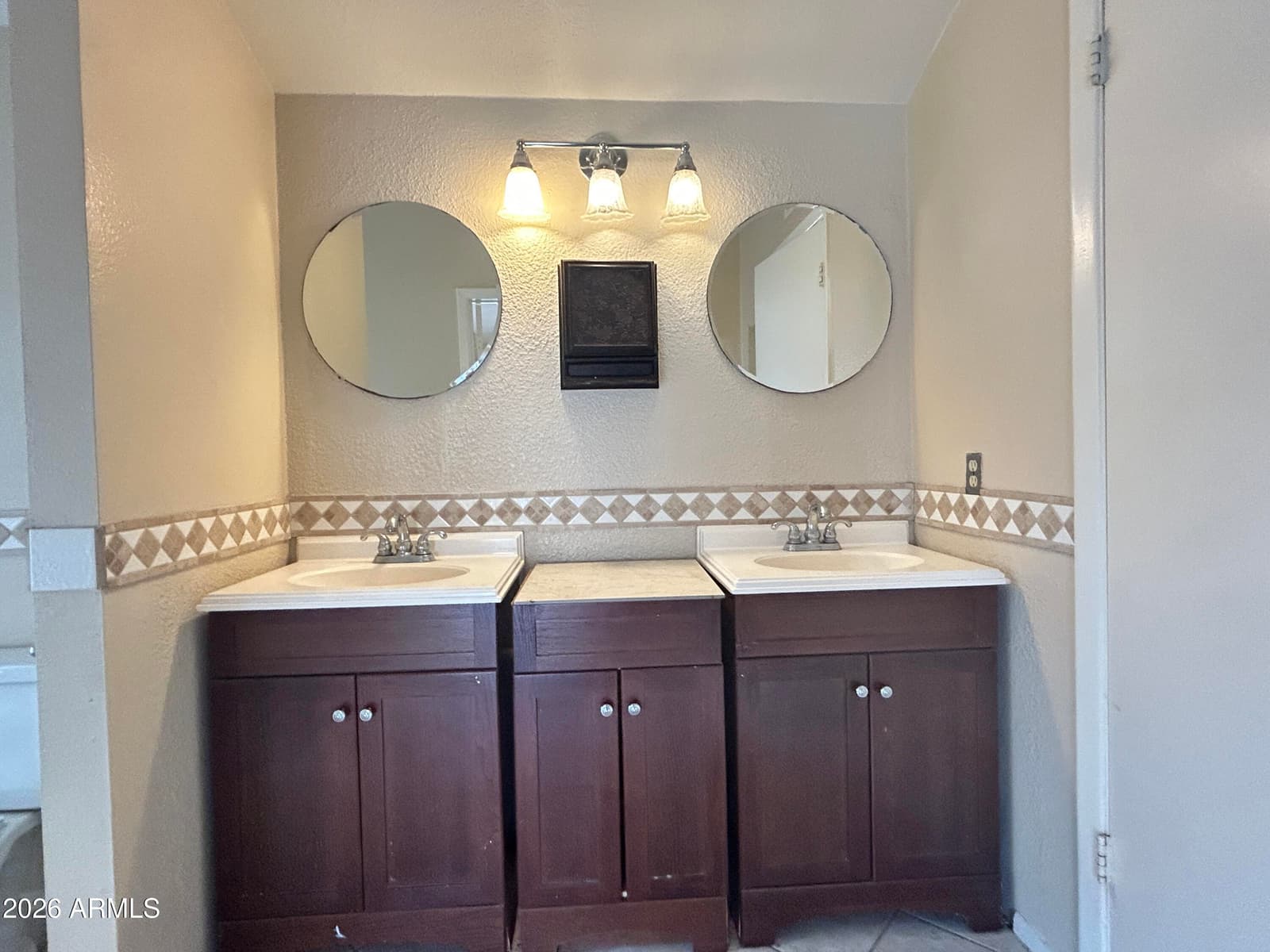 11401 N 30th Avenue, Phoenix, AZ 85029 — photo 10 of 18
