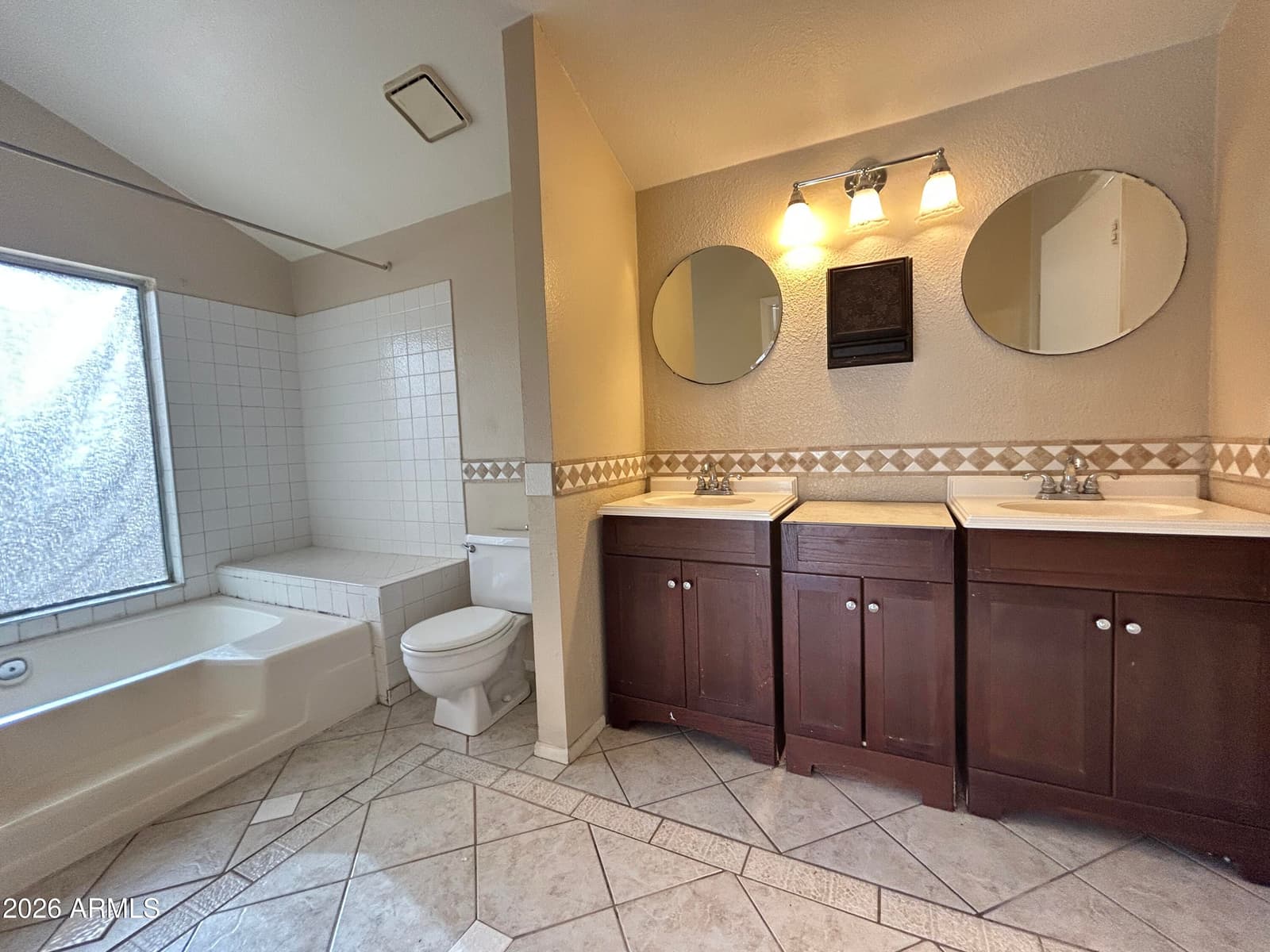 11401 N 30th Avenue, Phoenix, AZ 85029 — photo 11 of 18