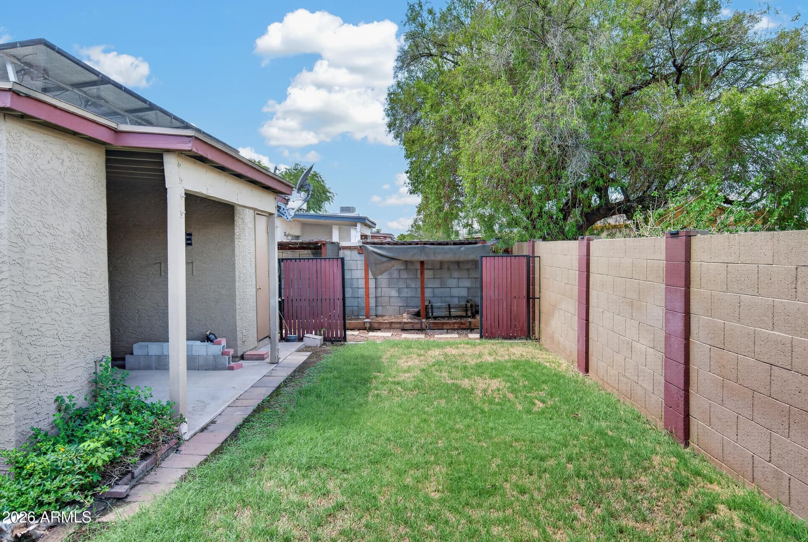 542 E Oraibi Drive, Phoenix, AZ 85024 — photo 25 of 35