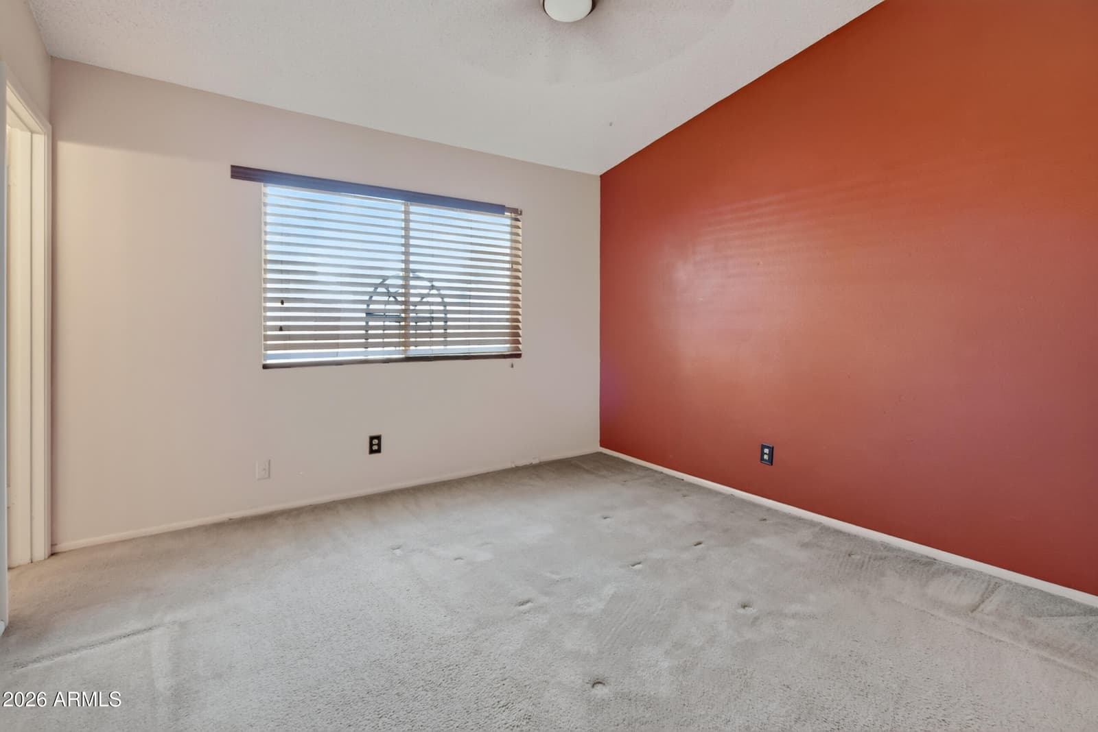 542 E Oraibi Drive, Phoenix, AZ 85024 — photo 11 of 35
