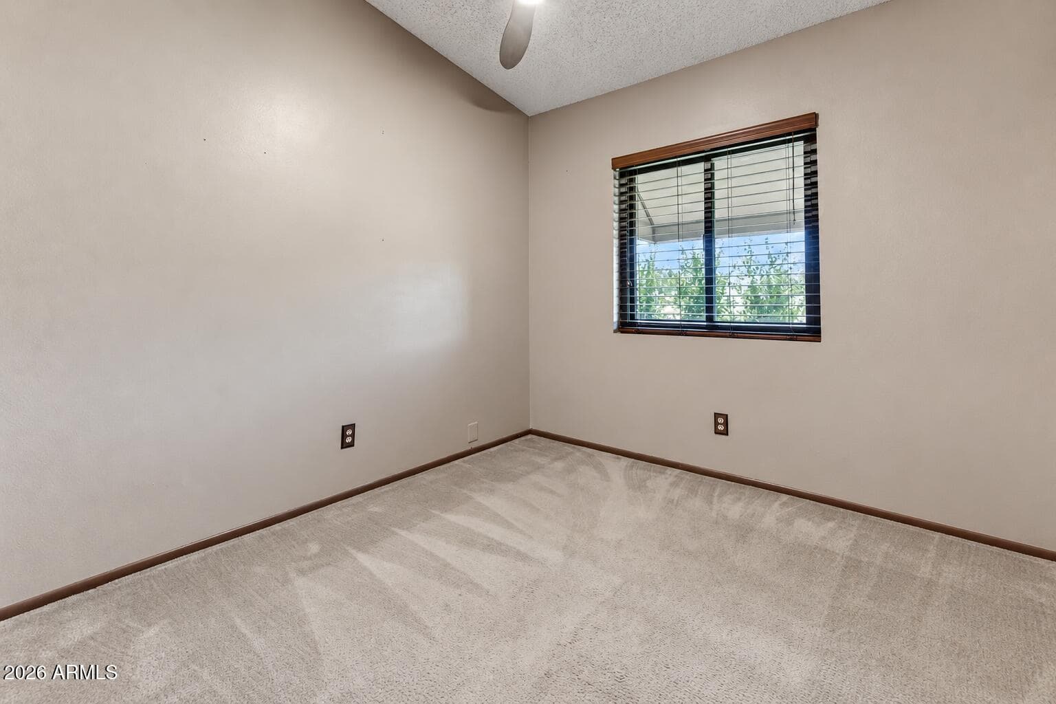 542 E Oraibi Drive, Phoenix, AZ 85024 — photo 16 of 35