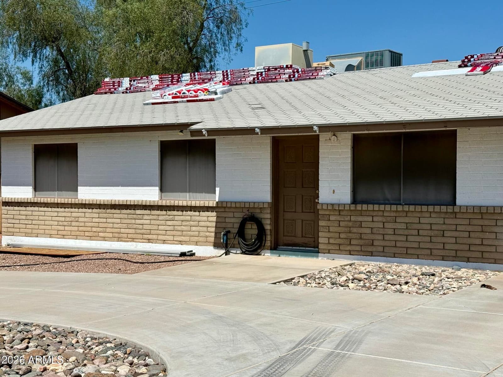2084 W Boston Street, Chandler, AZ 85224 — photo 2 of 2