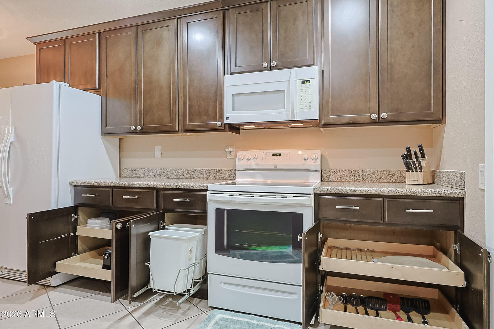 19234 N Camino Del Sol, Sun City West, AZ 85375 — photo 14 of 38
