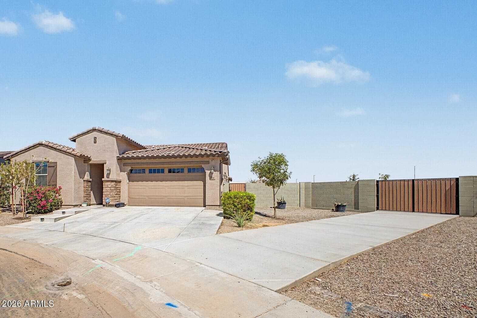 496 E Diamond Drive, Casa Grande, AZ 85122 — photo 4 of 41