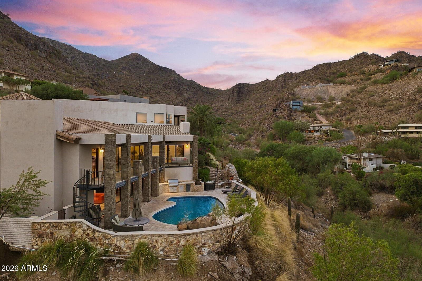 7525 N CLEARWATER Parkway, Paradise Valley, AZ 85253