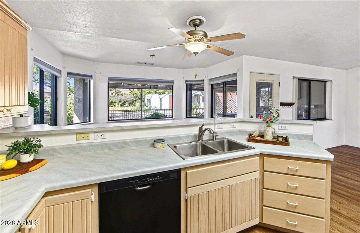 3024 N Lynx Lake Drive, Prescott Valley, AZ 86314 — photo 7 of 38