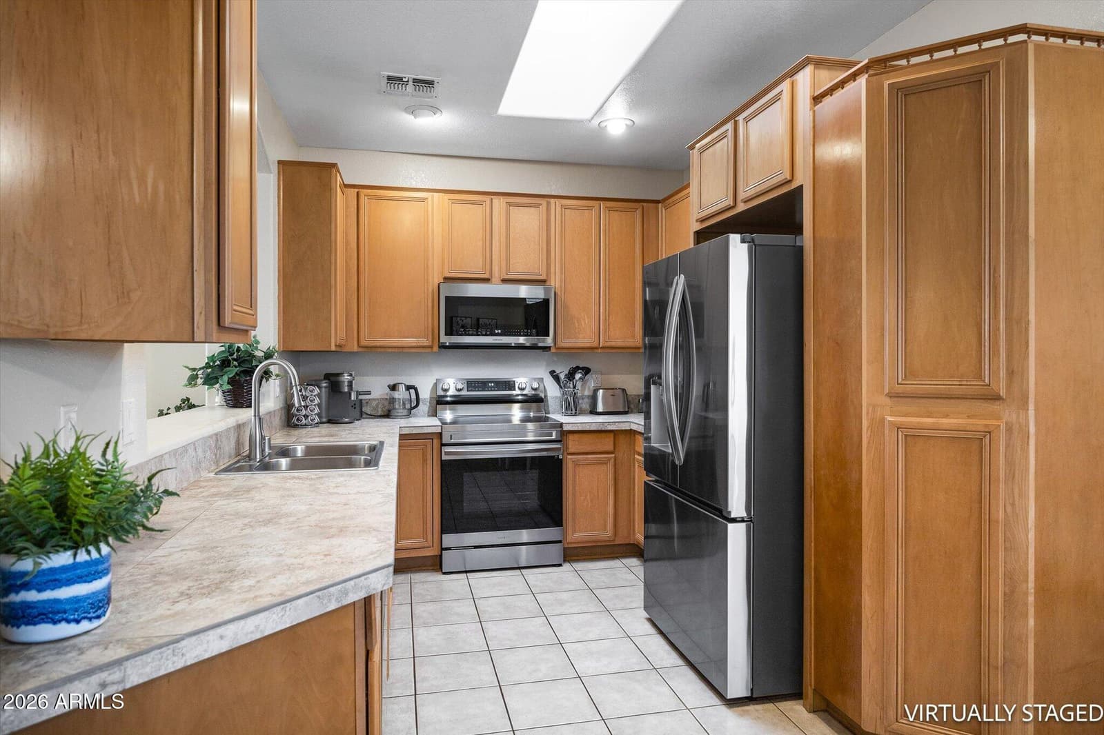 276 E Ashurst Drive, Phoenix, AZ 85048 — photo 14 of 50
