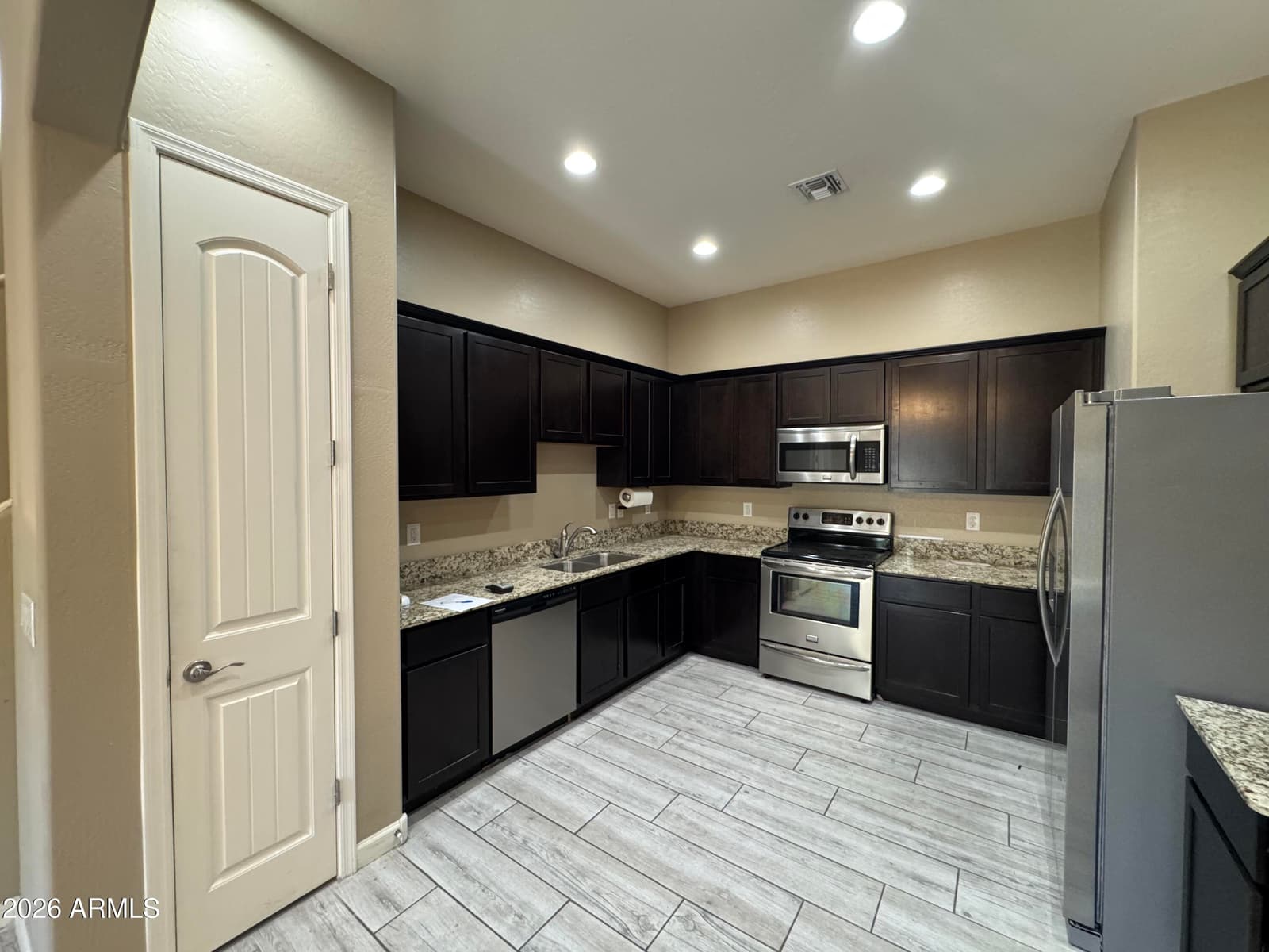 1367 S Country Club Drive 1034, Mesa, AZ 85210 — photo 13 of 47