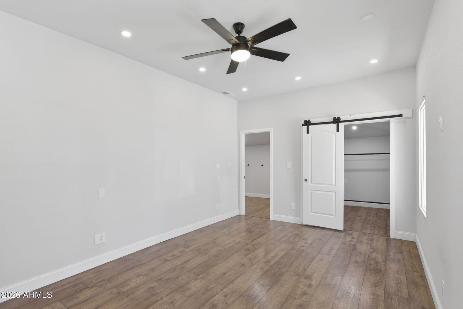 270 S Sutherland Street, Globe, AZ 85501 — photo 10 of 33