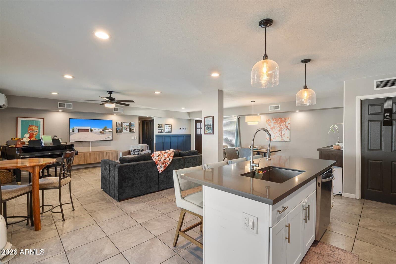 3020 E Larkspur Drive, Phoenix, AZ 85032 — photo 4 of 18