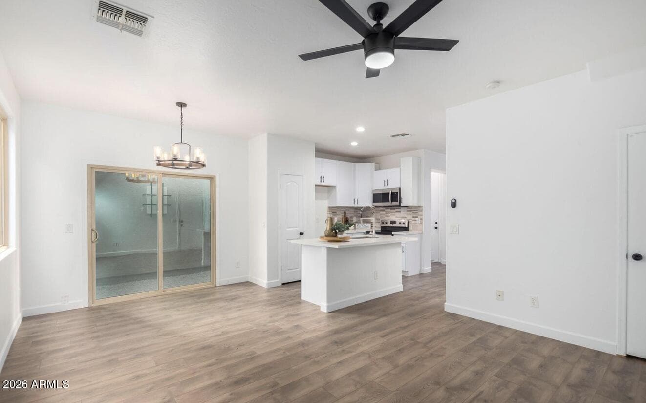 7827 W Cypress Street, Phoenix, AZ 85035 — photo 7 of 22