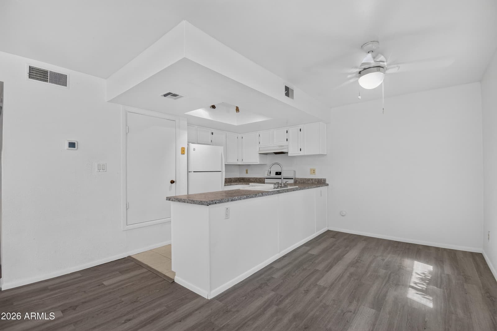 18811 N 19th Avenue 1024, Phoenix, AZ 85027 — photo 4 of 26