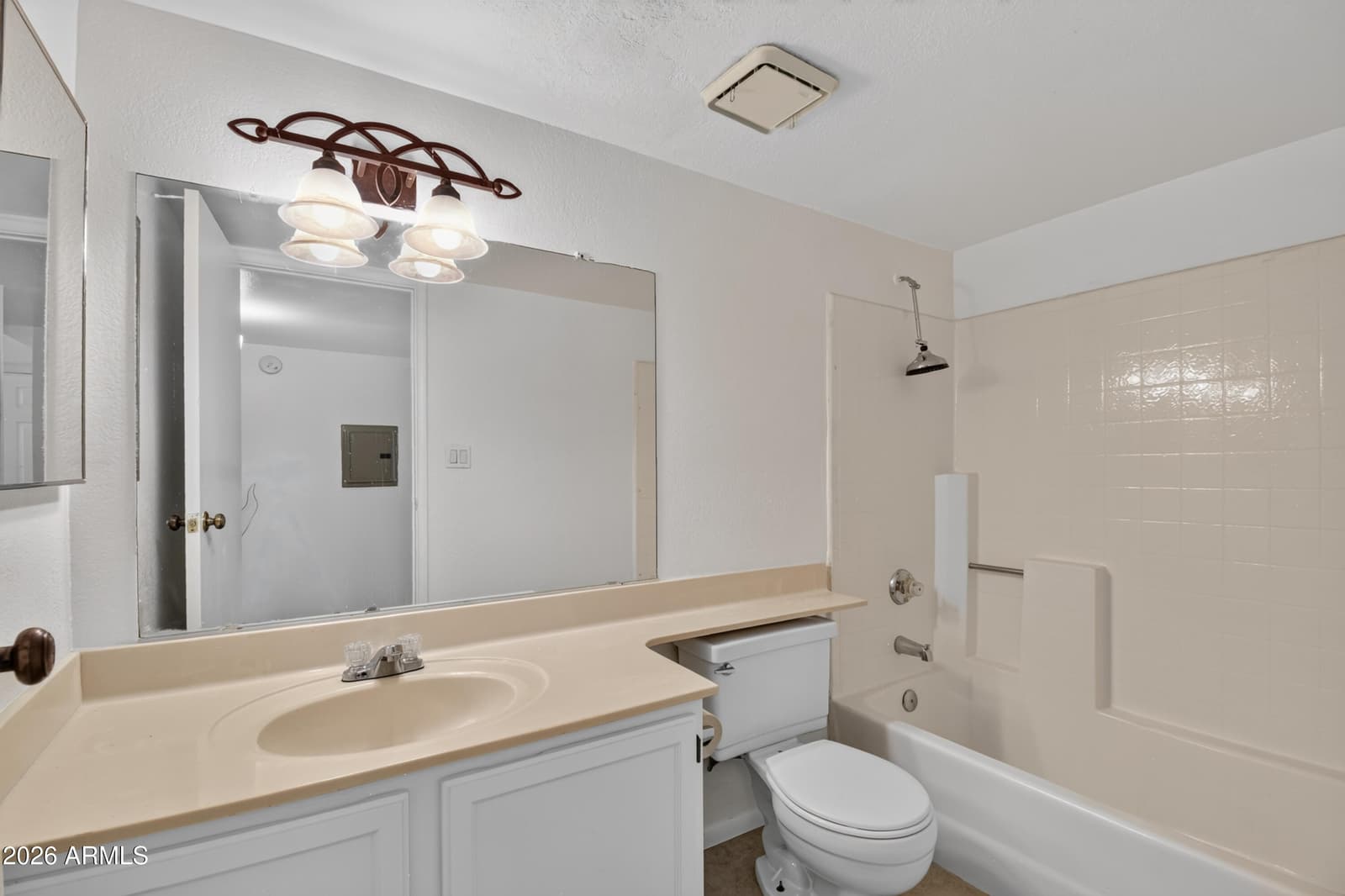 18811 N 19th Avenue 1024, Phoenix, AZ 85027 — photo 15 of 26