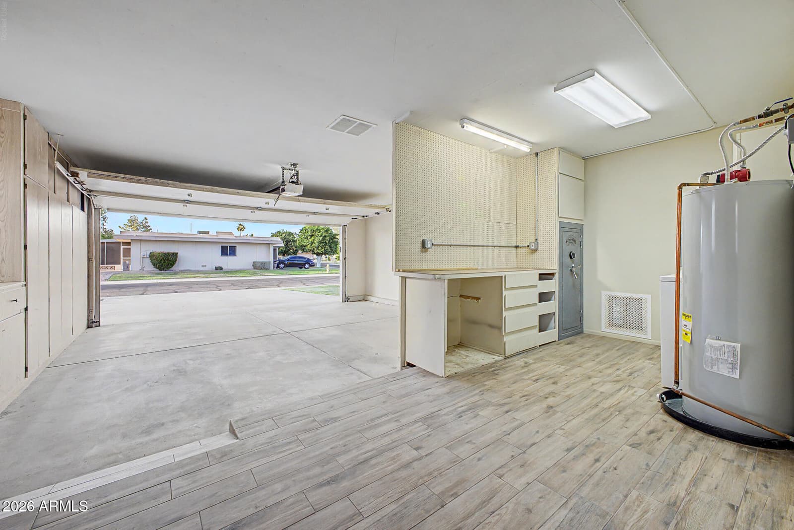 10105 W Manzanita Drive, Sun City, AZ 85373 — photo 14 of 86