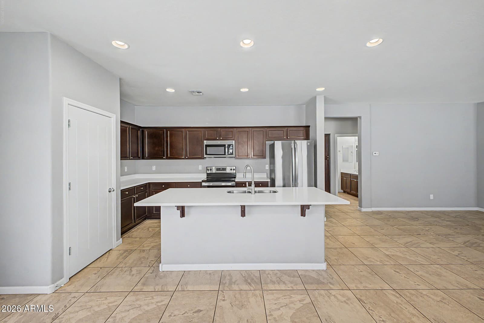 11773 W Chase Lane, Avondale, AZ 85323 — photo 10 of 36