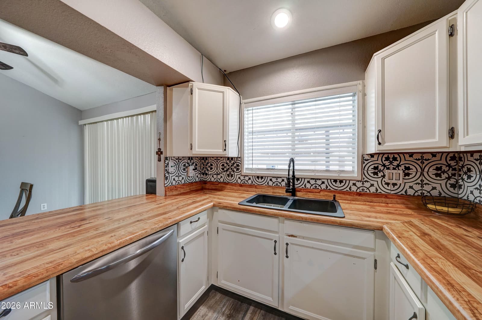 6926 W Sunnyside Drive, Peoria, AZ 85345 — photo 12 of 36
