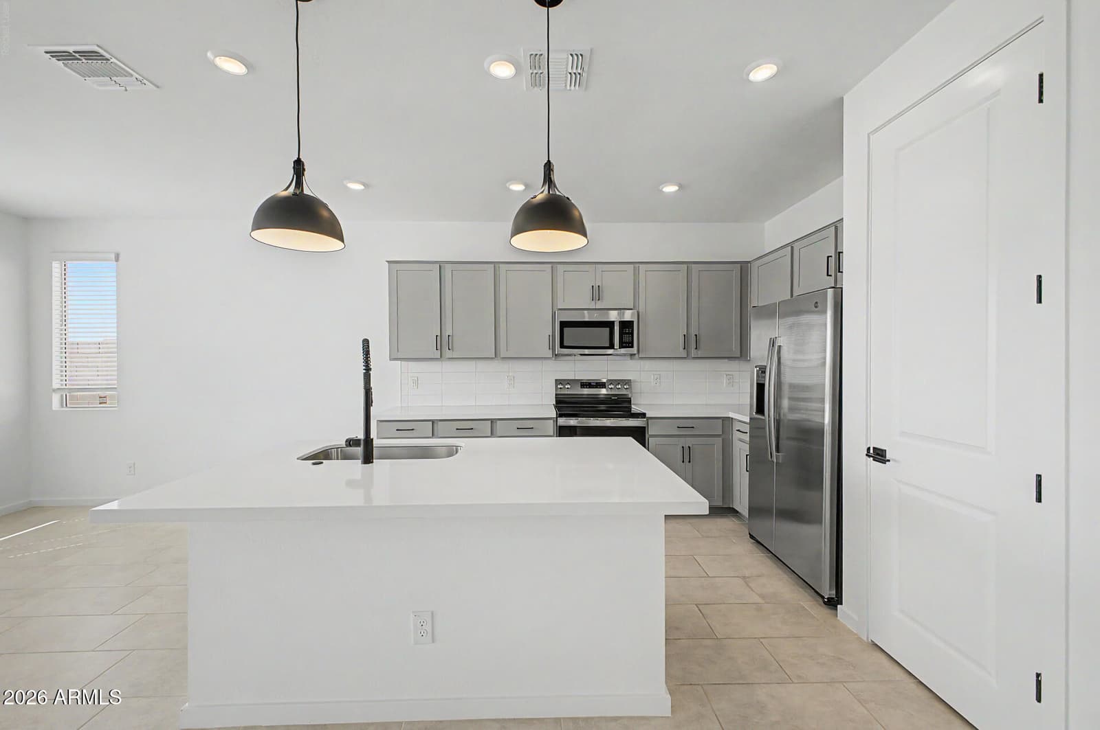 25137 W Wayland Drive, Buckeye, AZ 85326 — photo 13 of 35