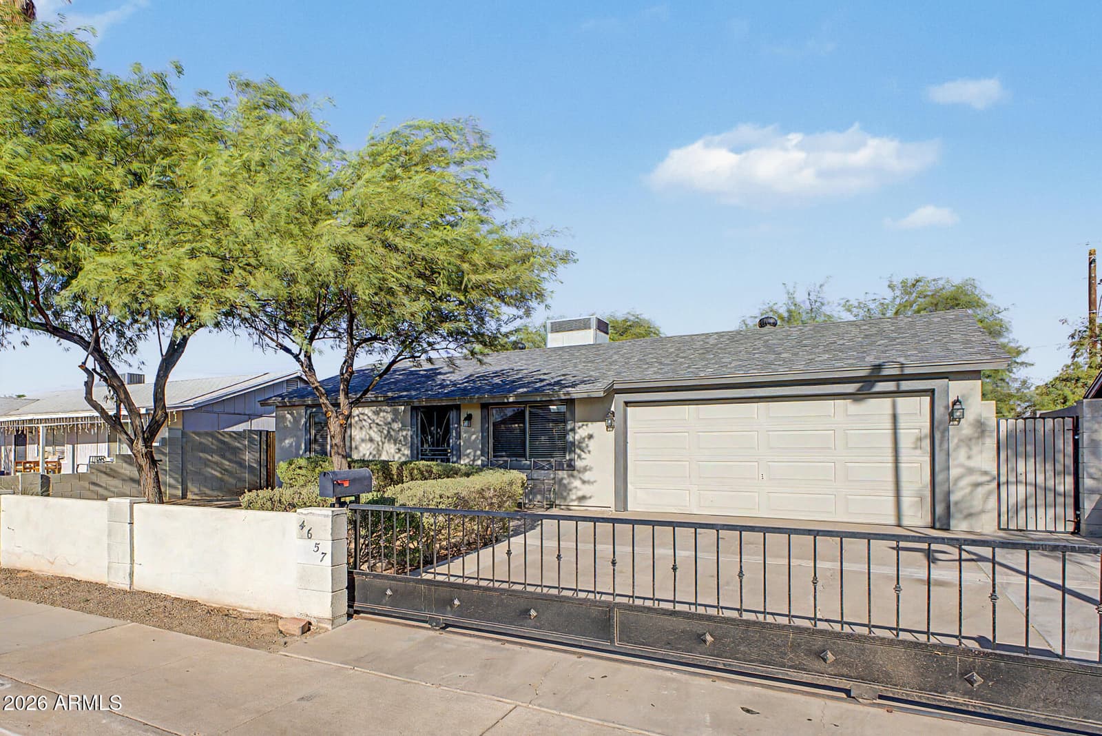 4657 N 79th Drive, Phoenix, AZ 85033 — photo 3 of 29