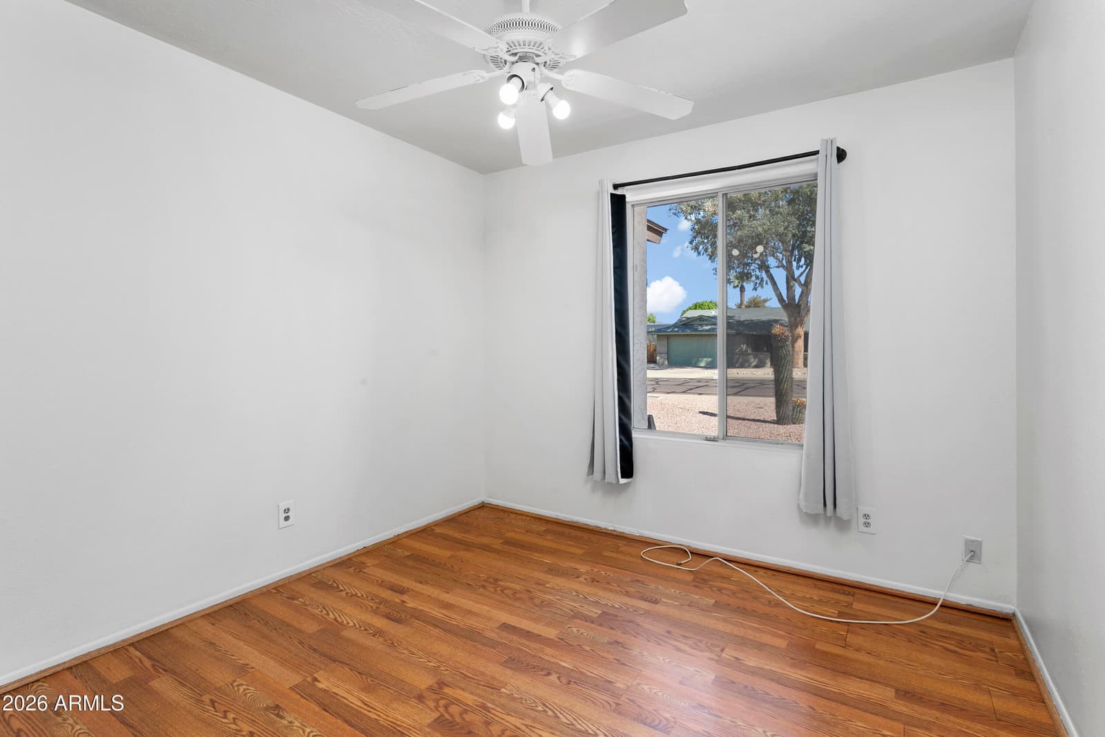 841 E Paradise Lane, Phoenix, AZ 85022 — photo 21 of 36