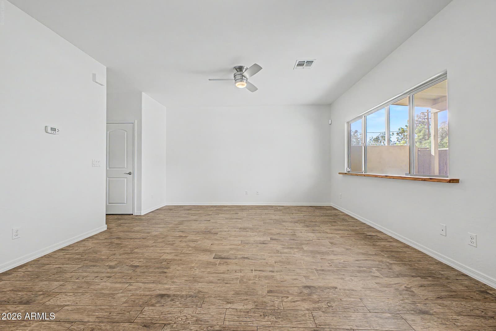 3345 E Pinchot Avenue 12, Phoenix, AZ 85018 — photo 7 of 31