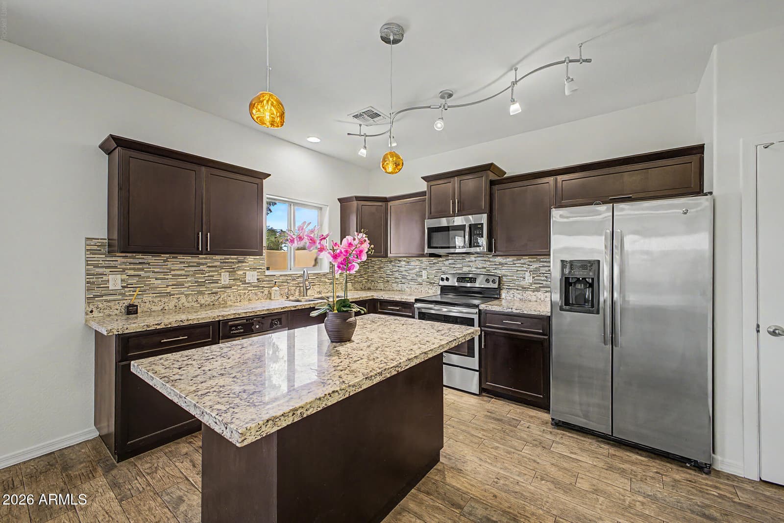 3345 E Pinchot Avenue 12, Phoenix, AZ 85018 — photo 10 of 31