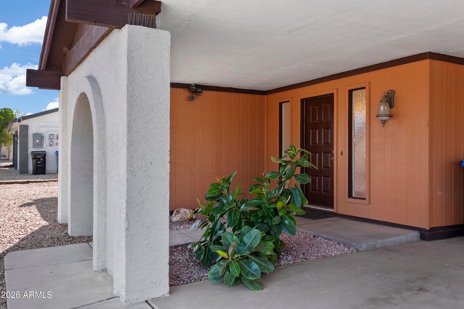 841 E Paradise Lane, Phoenix, AZ 85022 — photo 6 of 36