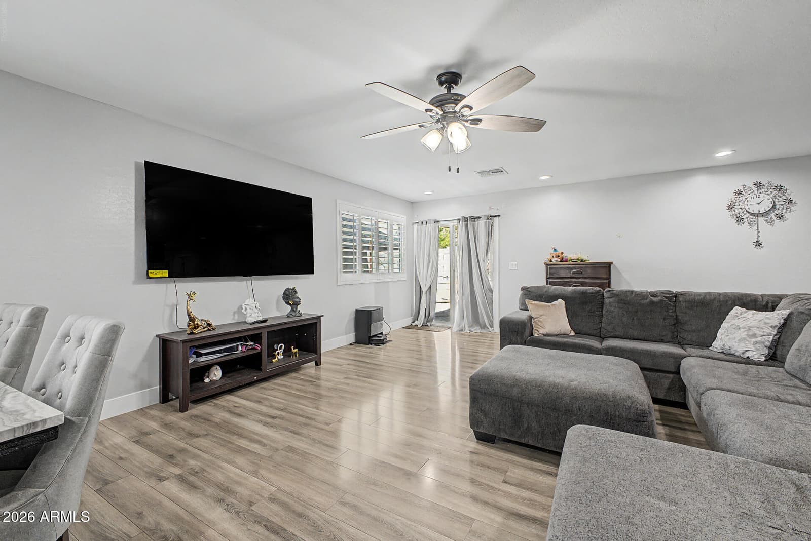 4924 S 23rd Avenue, Phoenix, AZ 85041 — photo 3 of 28