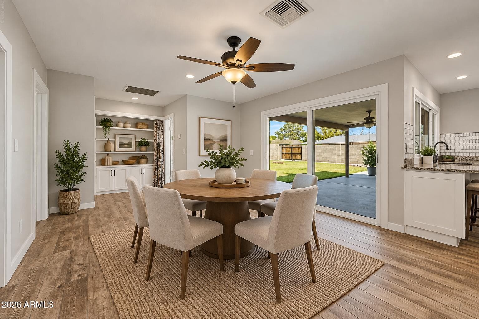 4716 W Royal Palm Road, Glendale, AZ 85302 — photo 10 of 39