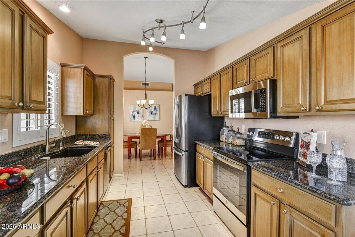 19824 N 90th Drive, Peoria, AZ 85382 — photo 5 of 25