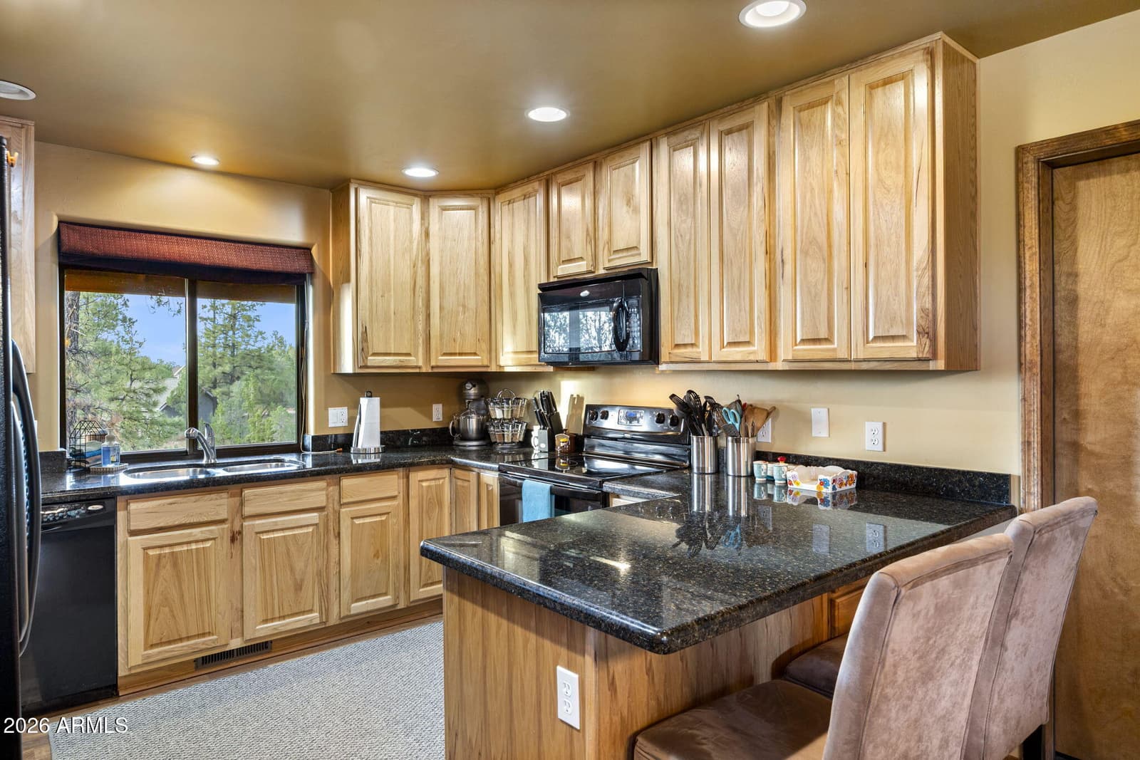 2818 Constellation Lane, Overgaard, AZ 85933 — photo 11 of 45