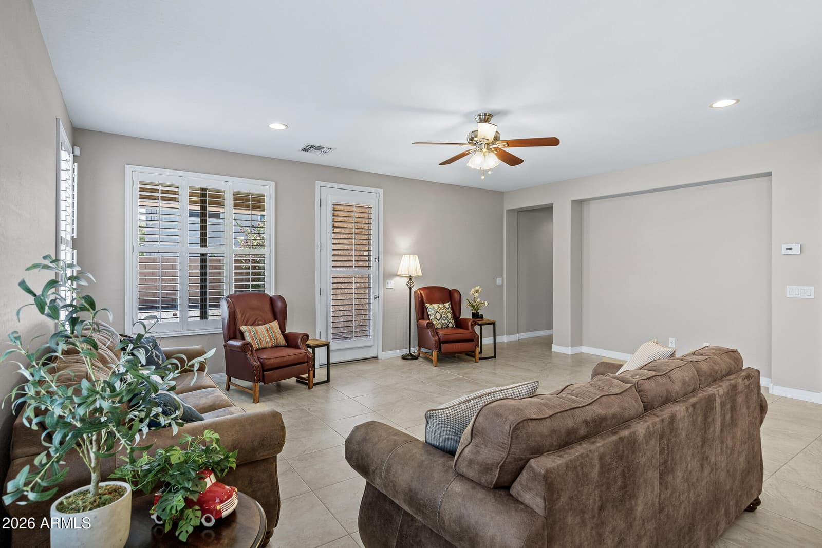 957 E Rojo Way, Gilbert, AZ 85297 — photo 21 of 91