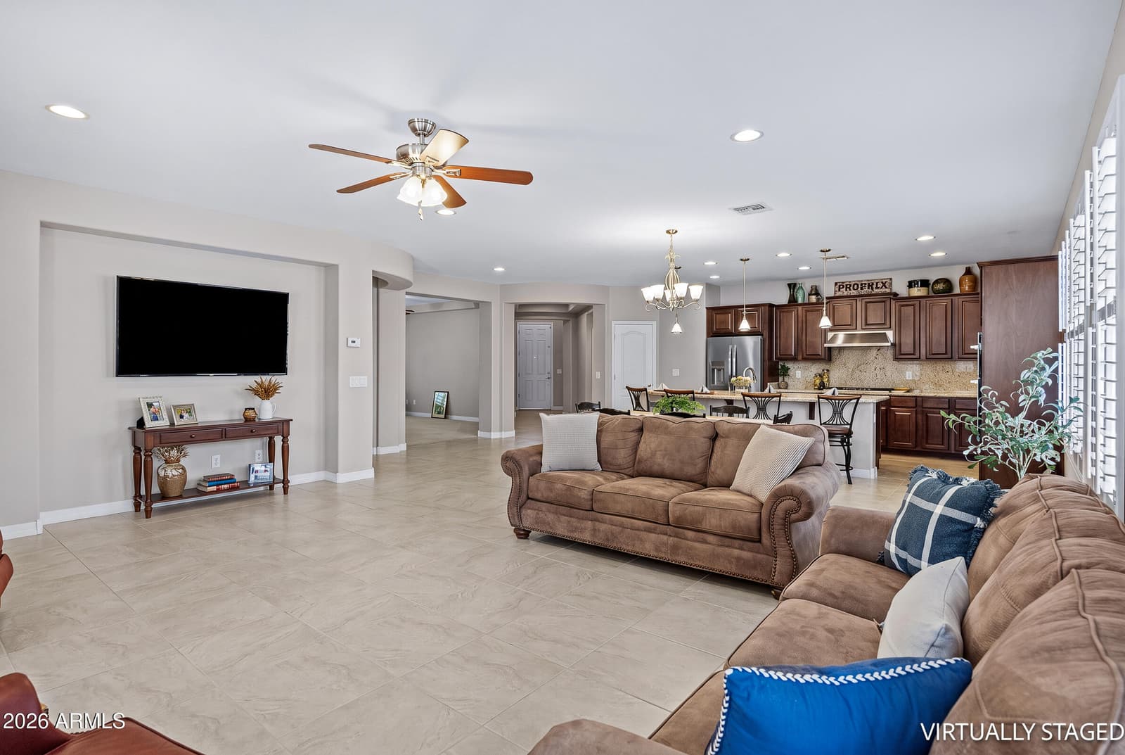 957 E Rojo Way, Gilbert, AZ 85297 — photo 23 of 91