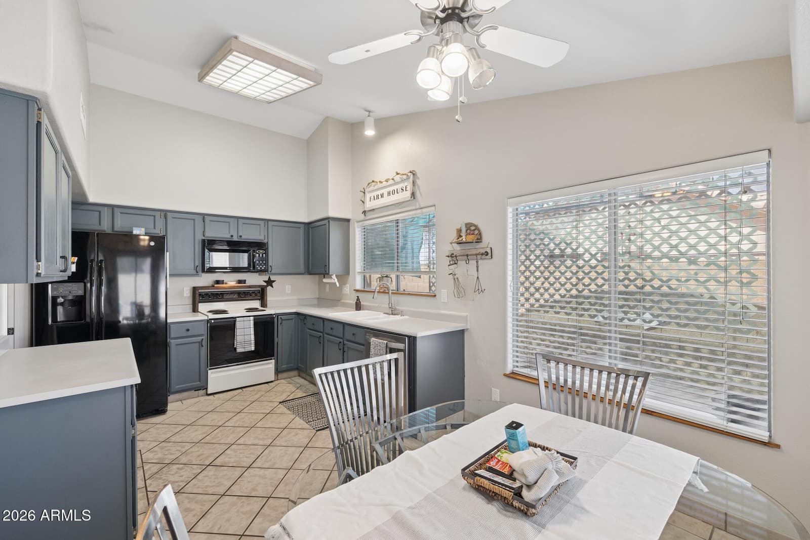 6416 E Encanto Street, Mesa, AZ 85205 — photo 5 of 36