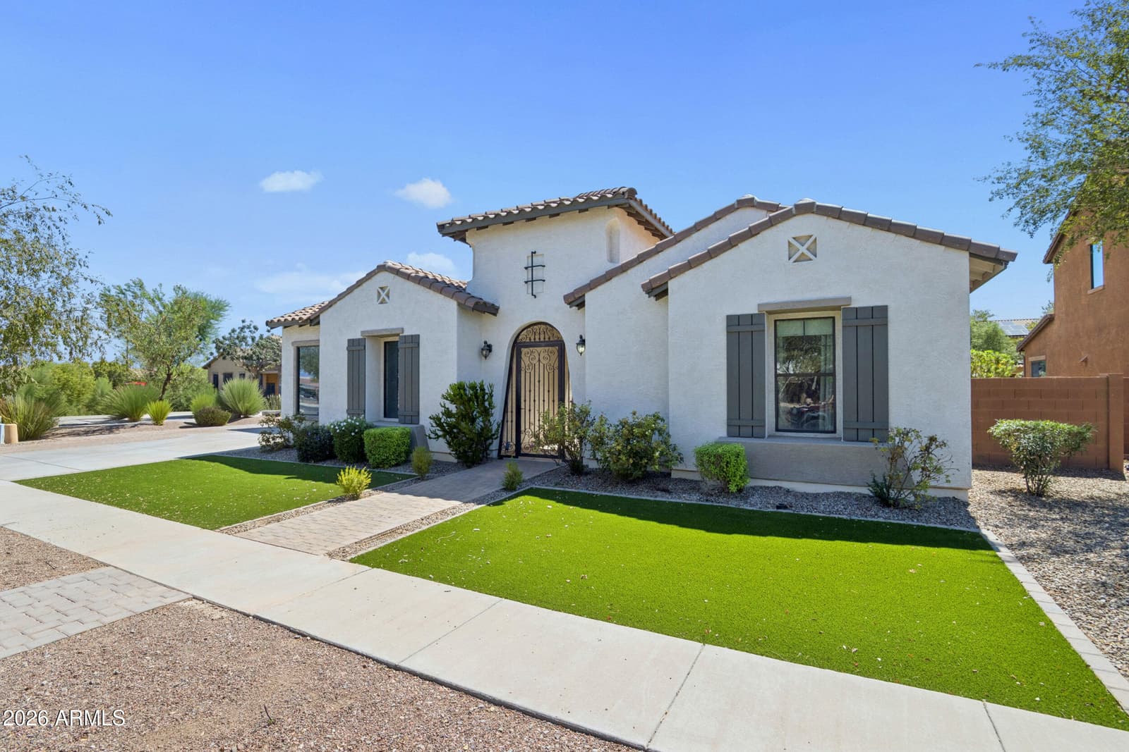 3153 E Red Oak Court, Gilbert, AZ 85297 — photo 2 of 66