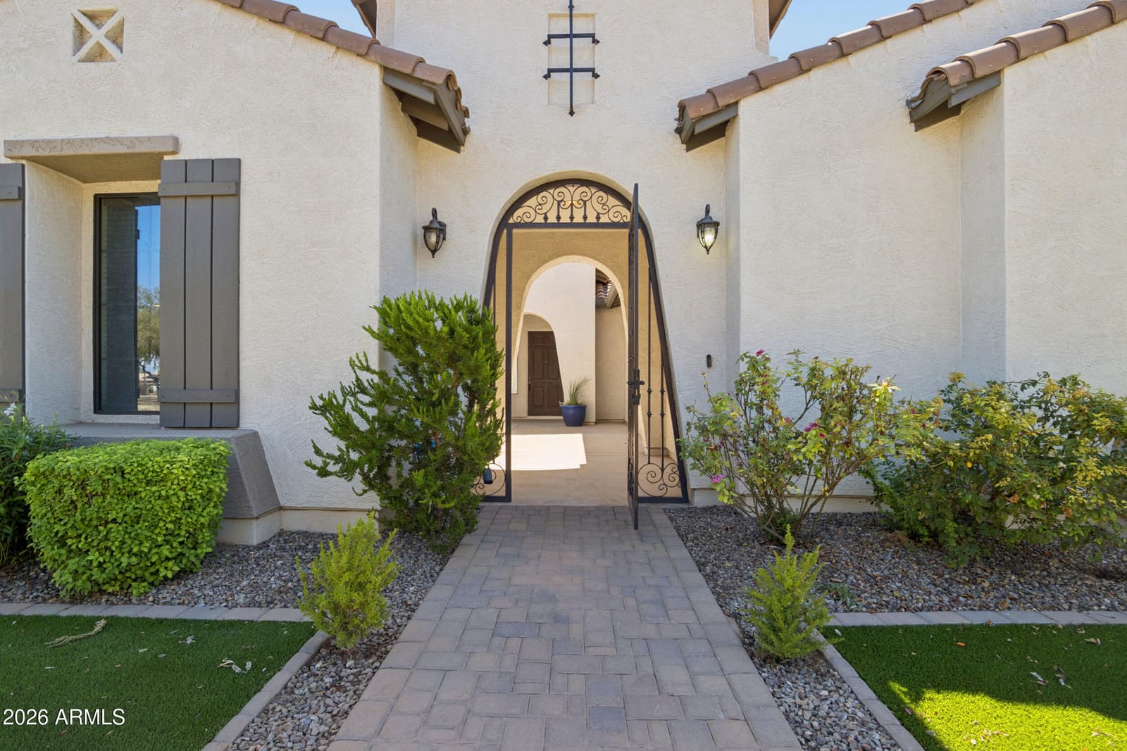 3153 E Red Oak Court, Gilbert, AZ 85297 — photo 4 of 66