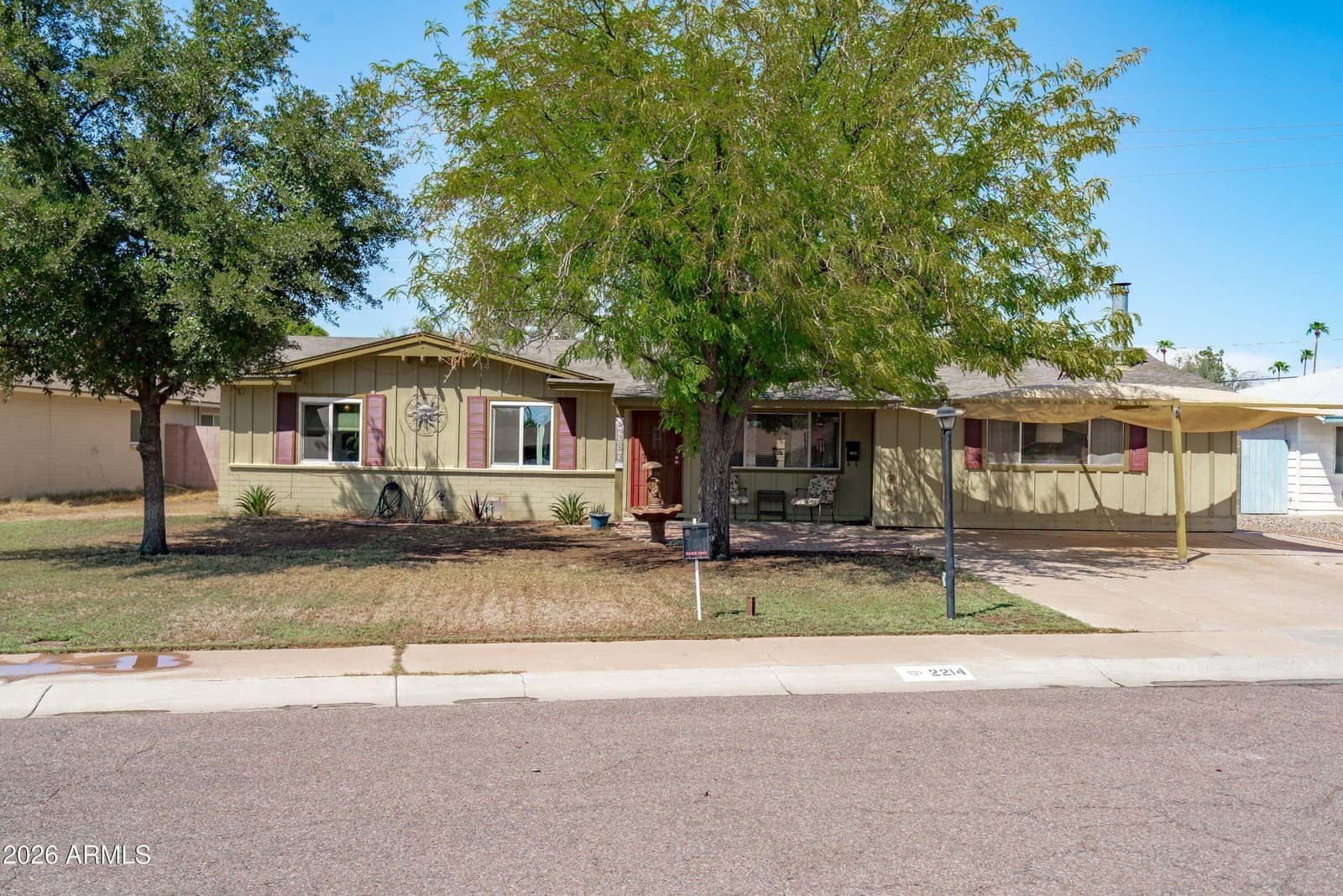 2214 W Keim Drive, Phoenix, AZ 85015 — photo 9 of 47