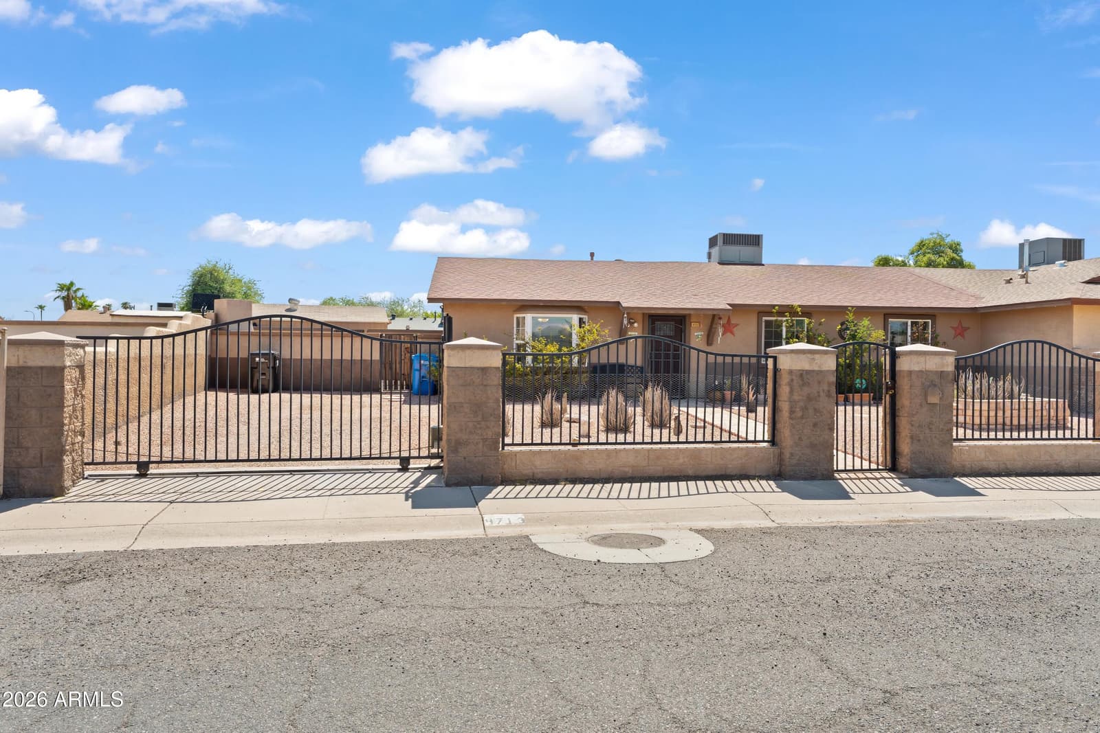 4713 E La Salle Street, Phoenix, AZ 85040 — photo 2 of 30