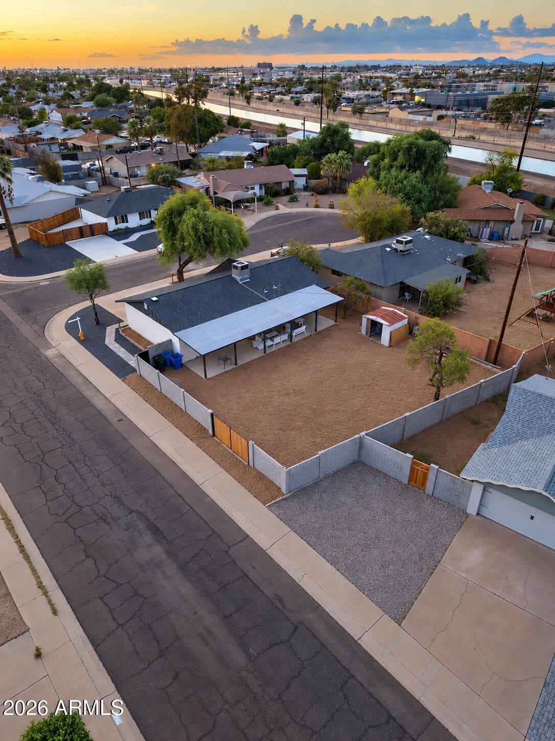 9043 N 16th Drive, Phoenix, AZ 85021 — photo 3 of 36