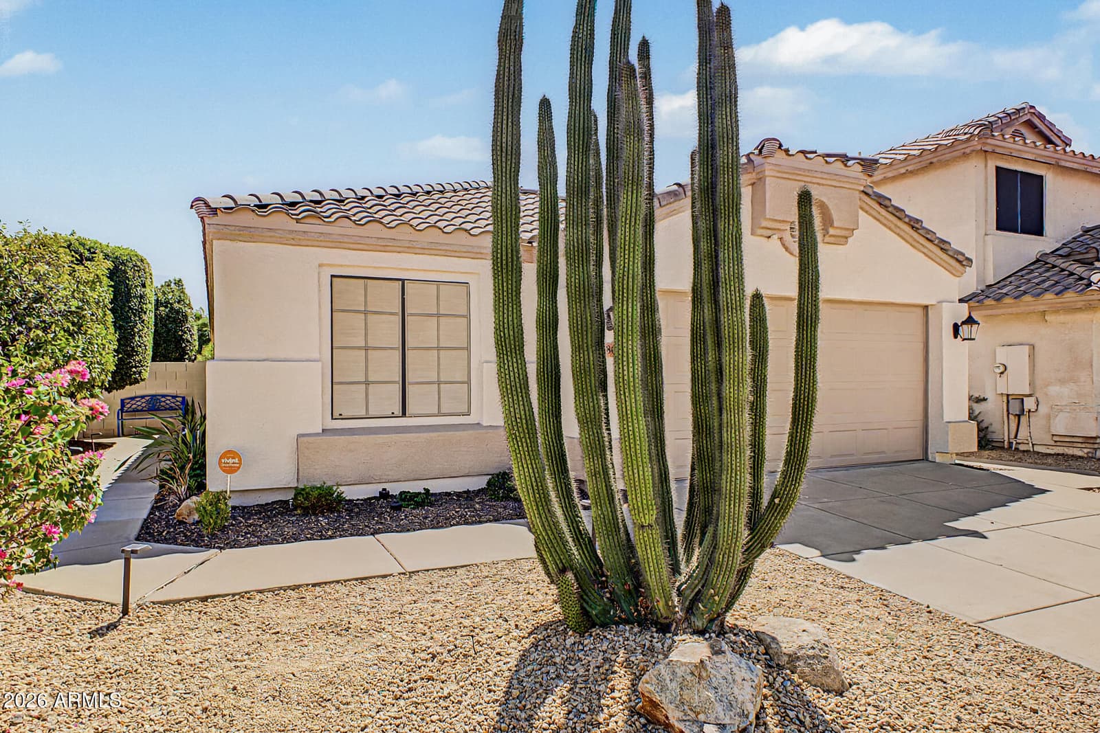 3807 W Runion Drive, Glendale, AZ 85308 — photo 6 of 41