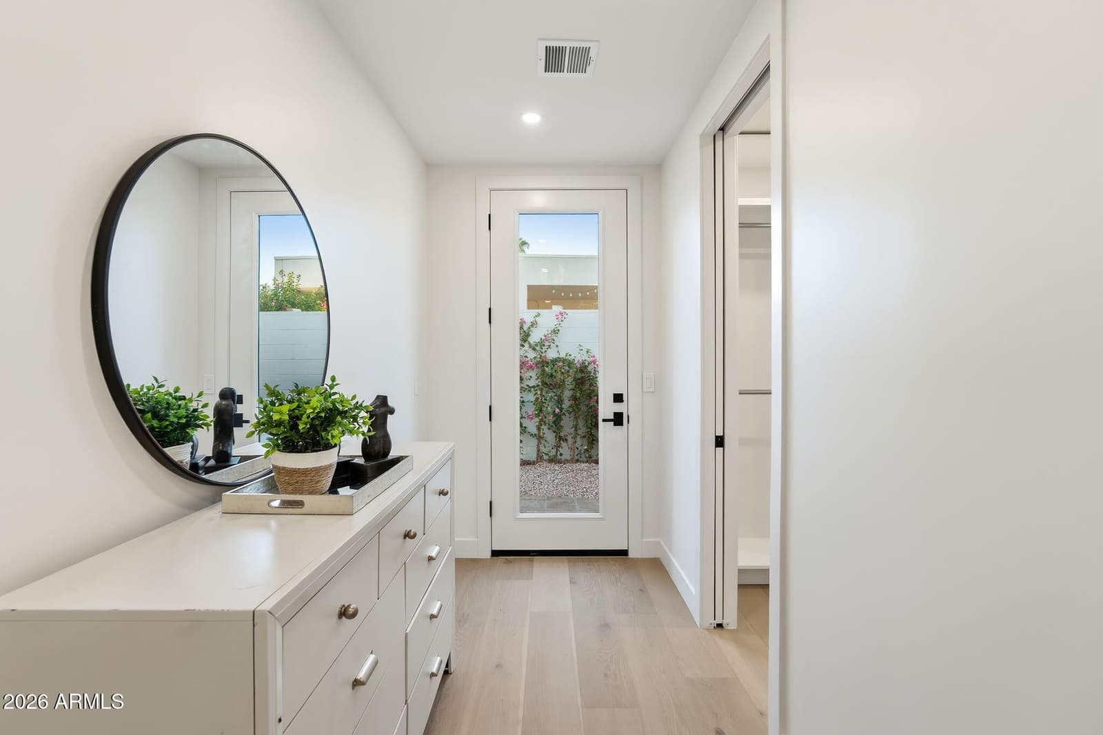 8760 E Via De Sereno, Scottsdale, AZ 85258 — photo 11 of 18