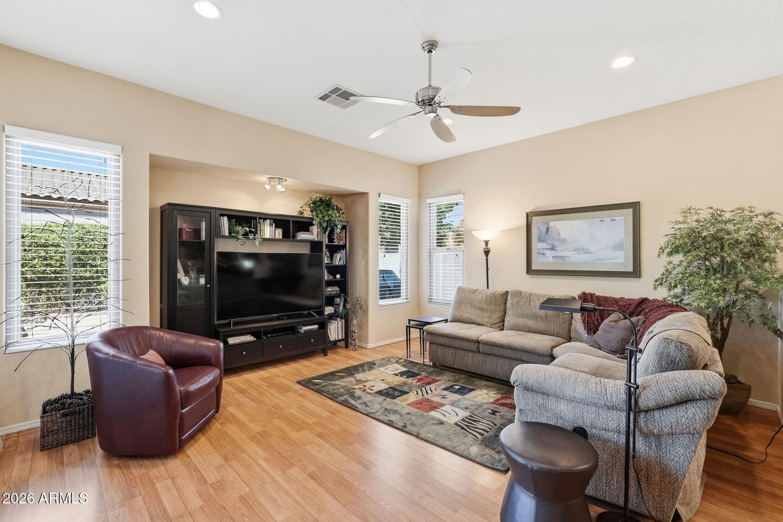6796 W Abraham Lane, Glendale, AZ 85308 — photo 9 of 43