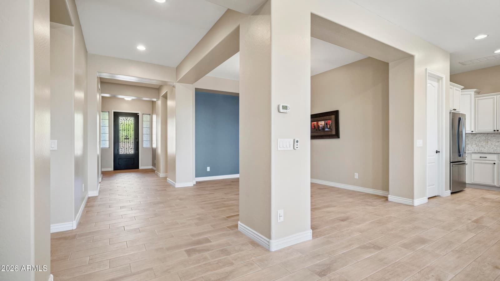 10025 W Sydney Way, Peoria, AZ 85383 — photo 10 of 39
