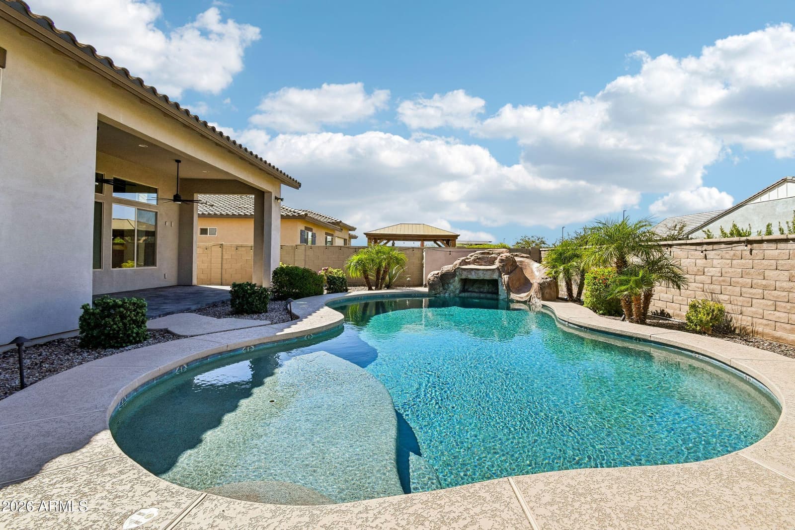 6138 S Granite Street, Gilbert, AZ 85298 — photo 5 of 31