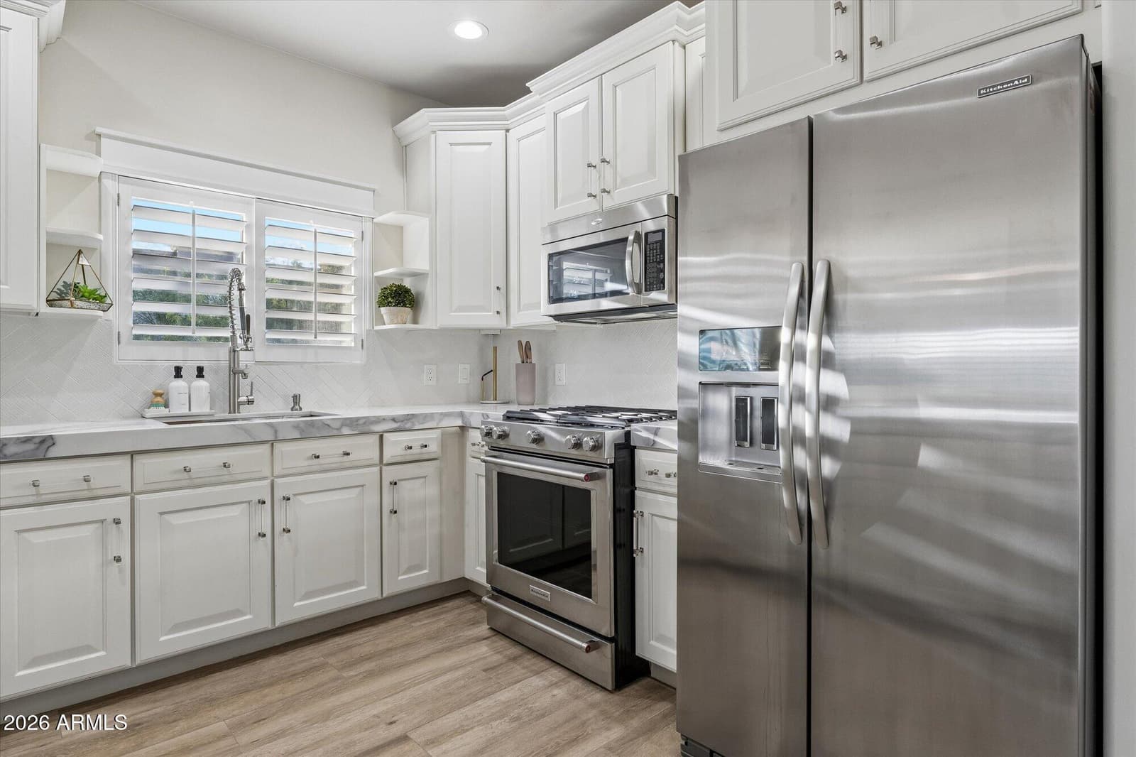 5450 E Deer Valley Drive 3009, Phoenix, AZ 85054 — photo 14 of 46