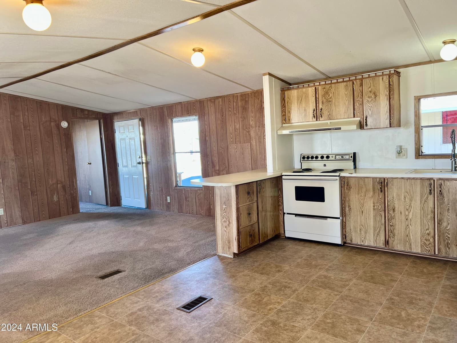 535 S Alma School Road 21, Mesa, AZ 85210 — photo 11 of 38