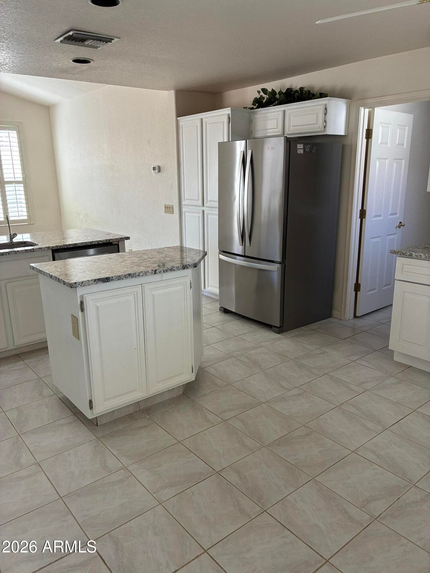 26017 S Hollygreen Drive, Sun Lakes, AZ 85248 — photo 10 of 33