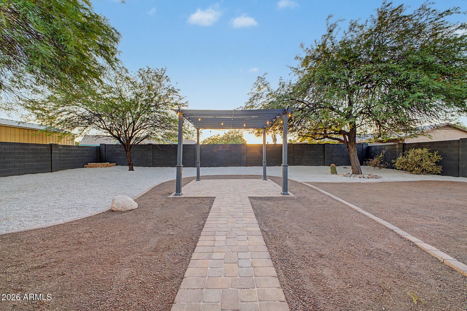20450 N 14th Lane, Phoenix, AZ 85027 — photo 25 of 33