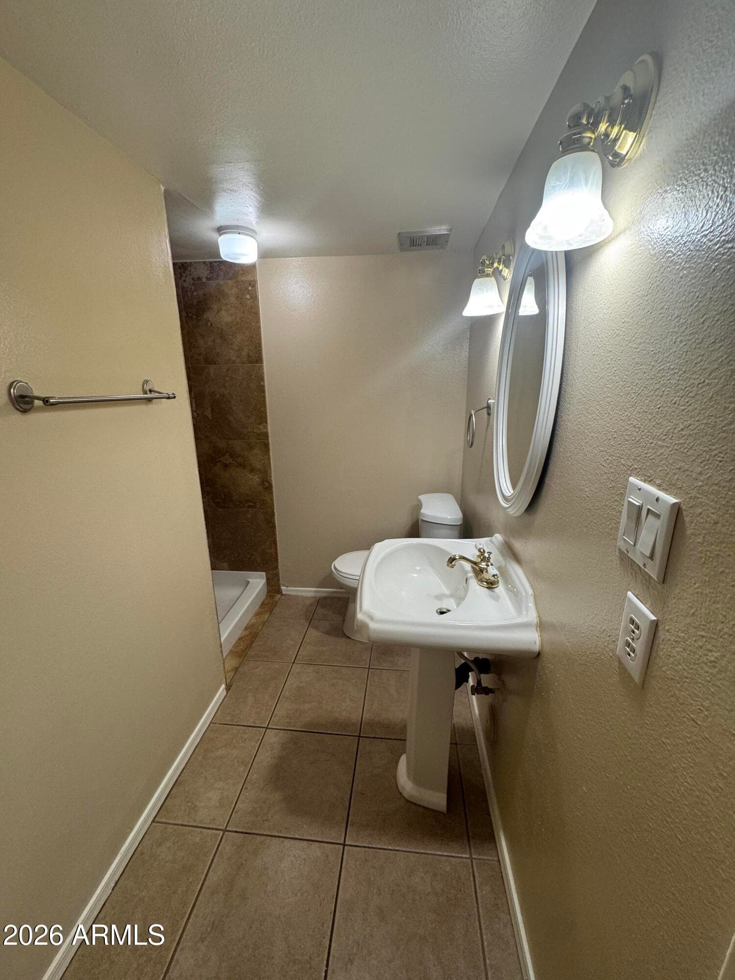 532 E 4th Place, Mesa, AZ 85203 — photo 10 of 23