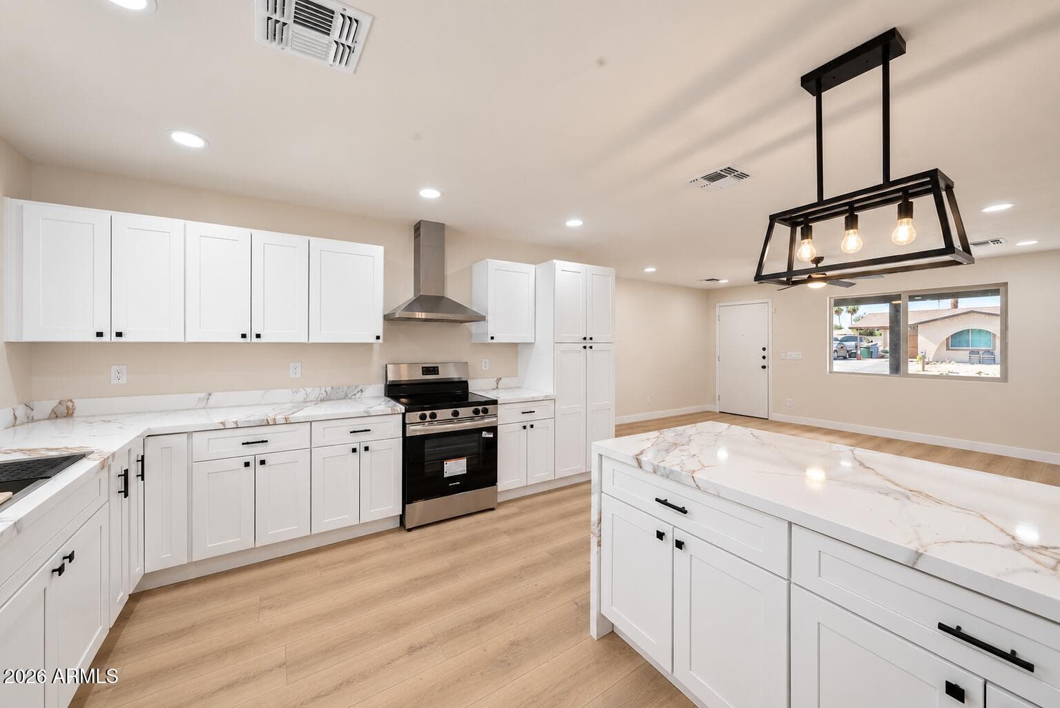 7141 W Vernon Avenue, Phoenix, AZ 85035 — photo 7 of 27